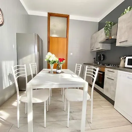 Apartamento Attico Costa 17 5 Minuti A Piedi Dalla Stazione