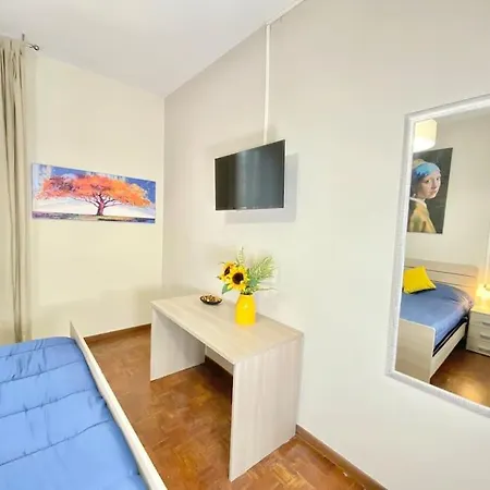 Attico Costa 17 5 Minuti A Piedi Dalla Stazione アパート *