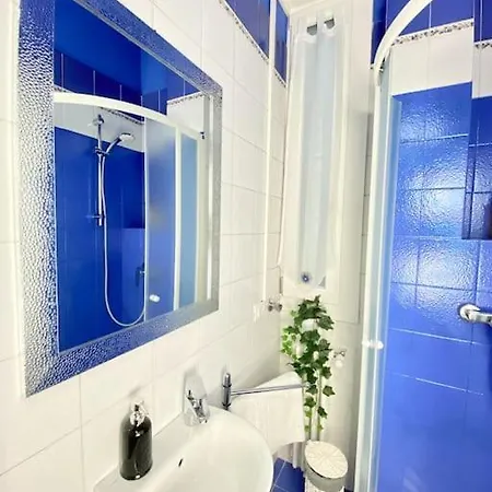 Attico Costa 17 5 Minuti A Piedi Dalla Stazione *