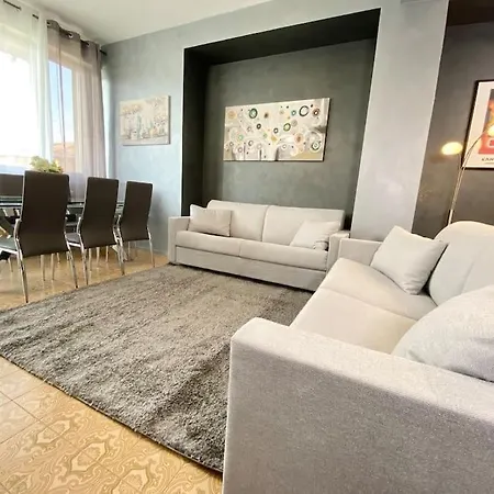 Appartement Attico Costa 17 5 Minuti A Piedi Dalla Stazione Bologna