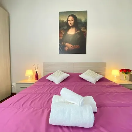 アパート Attico Costa 17 5 Minuti A Piedi Dalla Stazione ボローニャ