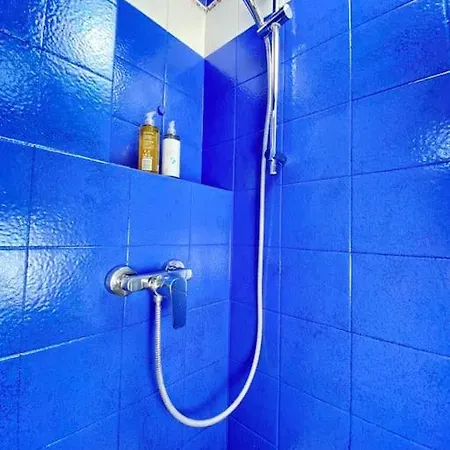 アパート Attico Costa 17 5 Minuti A Piedi Dalla Stazione ボローニャ